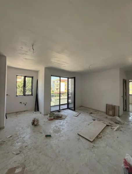 Apartament në shitje 1+1 Mali i Robit 92.000€