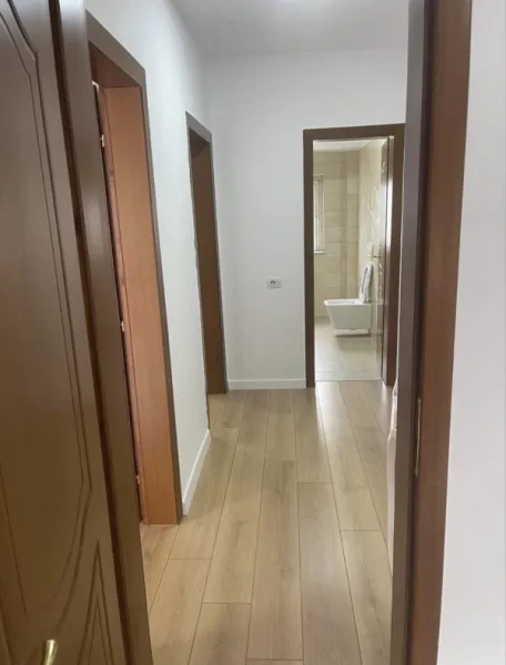 Shitet 2+1  ne tirane tek 21