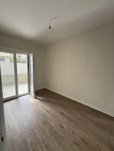 Shitet apartament 2+1 prane spitalit, durres - Foto 4