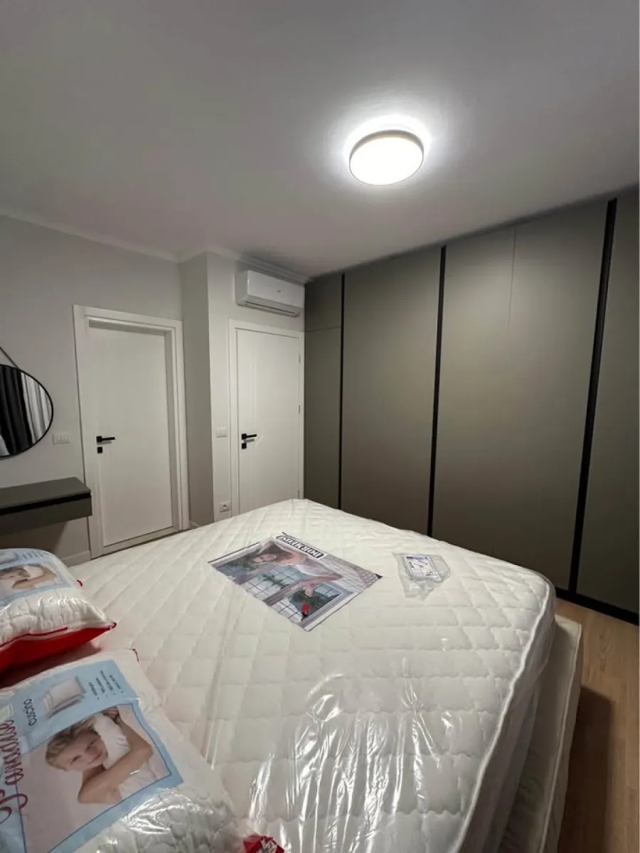 Jepet me qera apartament 2+1 Cmimi 1300 € - Foto 2