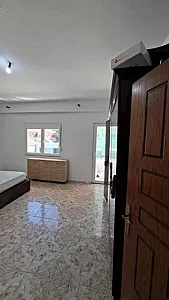 Jepet me qera 1+1 450 mij lek rrg durrsit/ hotel coloseu - Foto 2