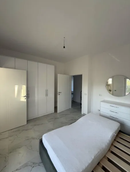 Jepet me qira apartament 2+1+2 ne spitalle