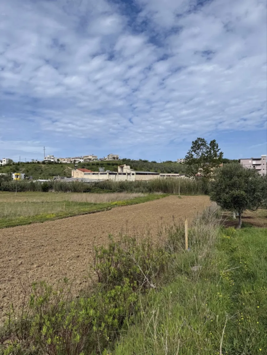 Shitet 1500 m2 tokë në Shkallnur, durres - Foto 3