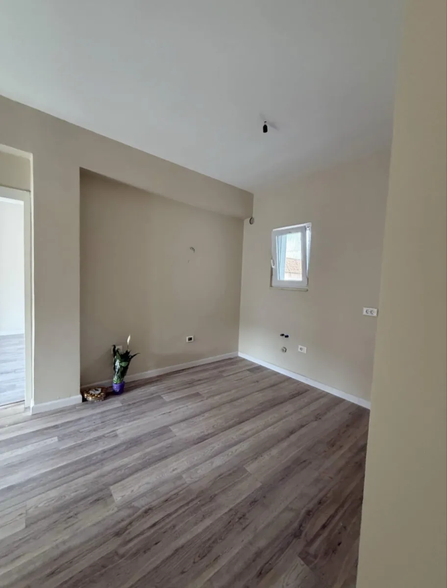 Shitet apartament 2+1 ne durres! - Foto 10