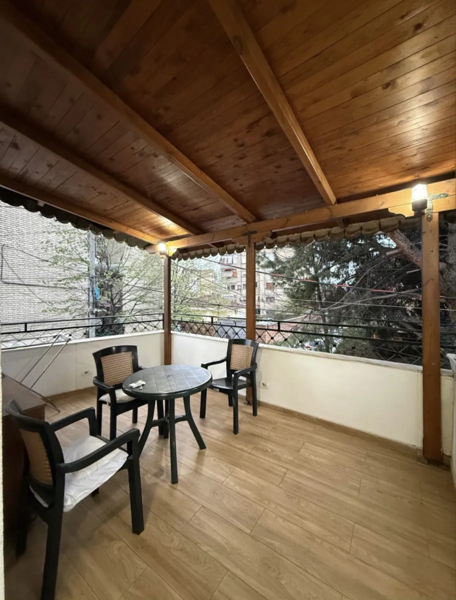 🏡 Shitet vilë 2-katëshe në Tiranë - Foto 10