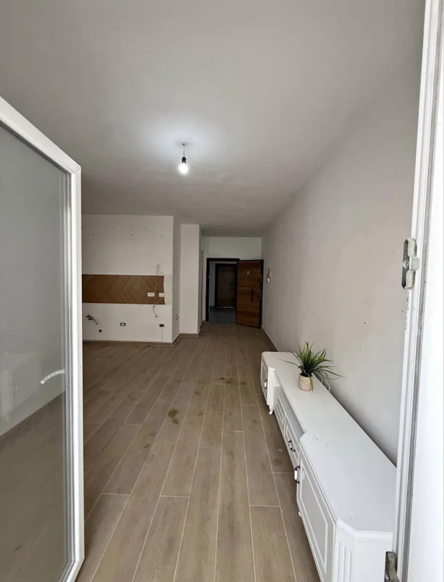 Apartament Modern 1+1 për Shitje pranë Spitalit! - Foto 2