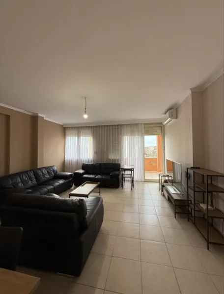 Apartament ne shitje 2+1+2+ verande ne Plepa!