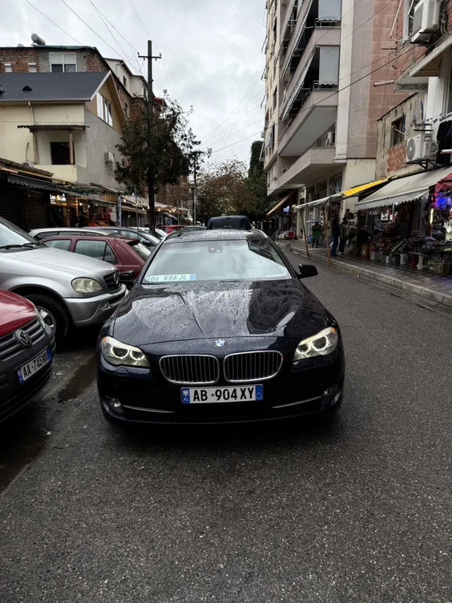 Shitet BMW Seria 5 e vitit 2011 - Foto 1