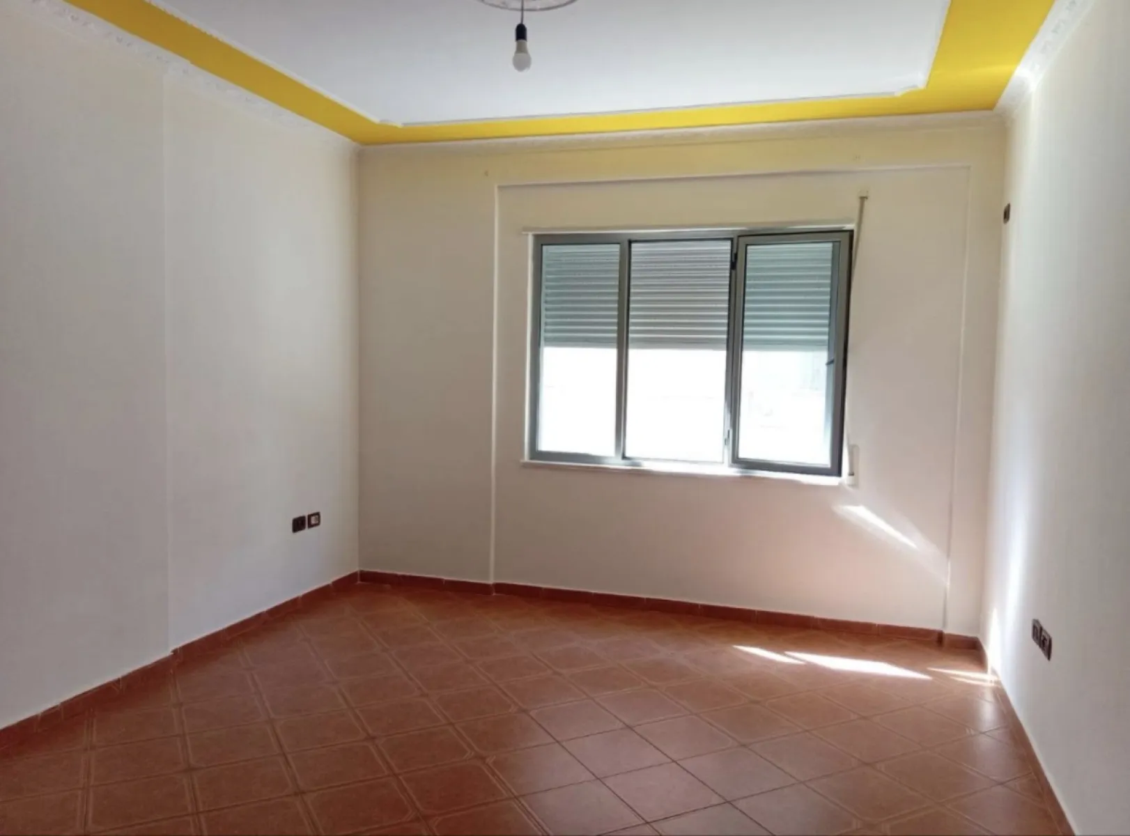 Jepet me qera apartament 1+1 (bosh) - Foto 2
