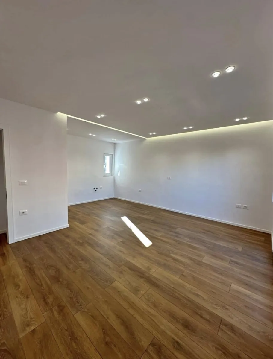 🏡 SHITET APARTAMENT 2+1 ne tiranë - Foto 2