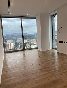 Jepet zyre me qira te downtown one tirana! kati i 20-të ! - Foto 4
