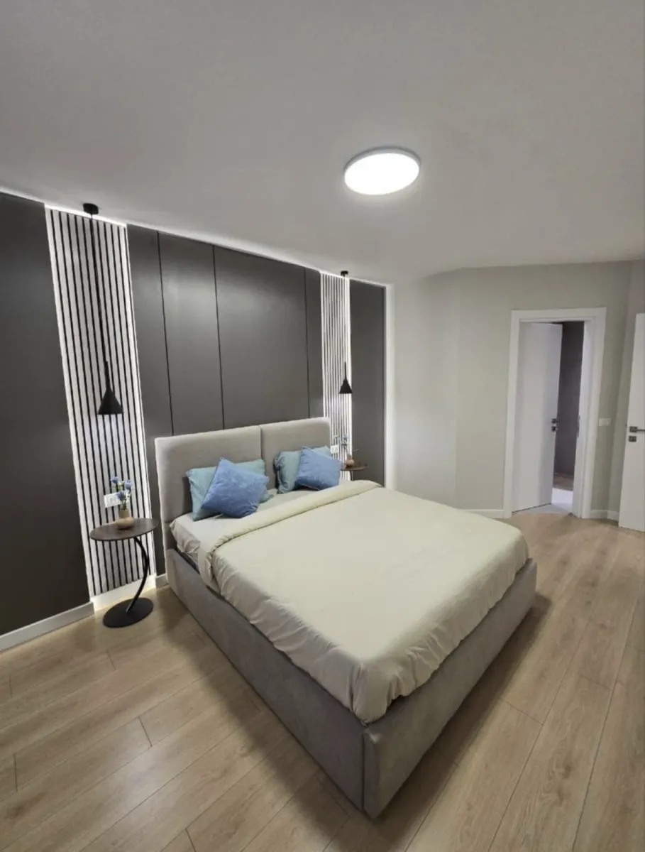 Shitet Apartament 2+1+2 tek Zogu i Zi (Me hipoteke) - Foto 3