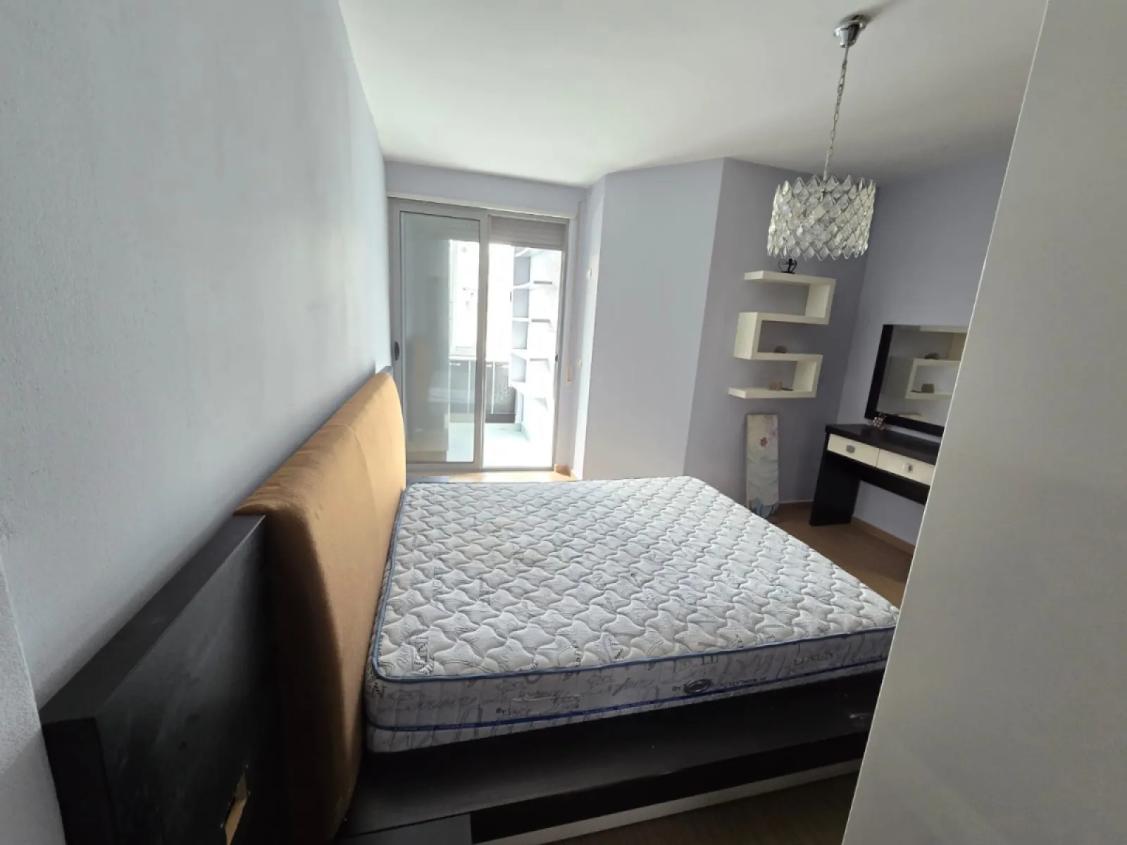 SHITET APARTAMENT 2+1+2 PRANE ISH URT, DURRES. - Foto 6
