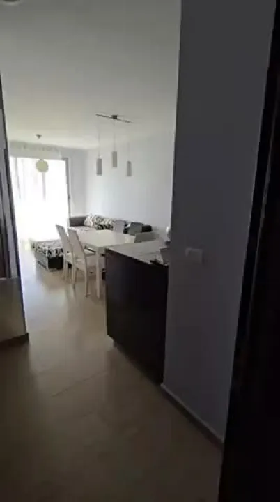 Shitet apartament 2+1+2 90.4 m2 prane ish Urt — video