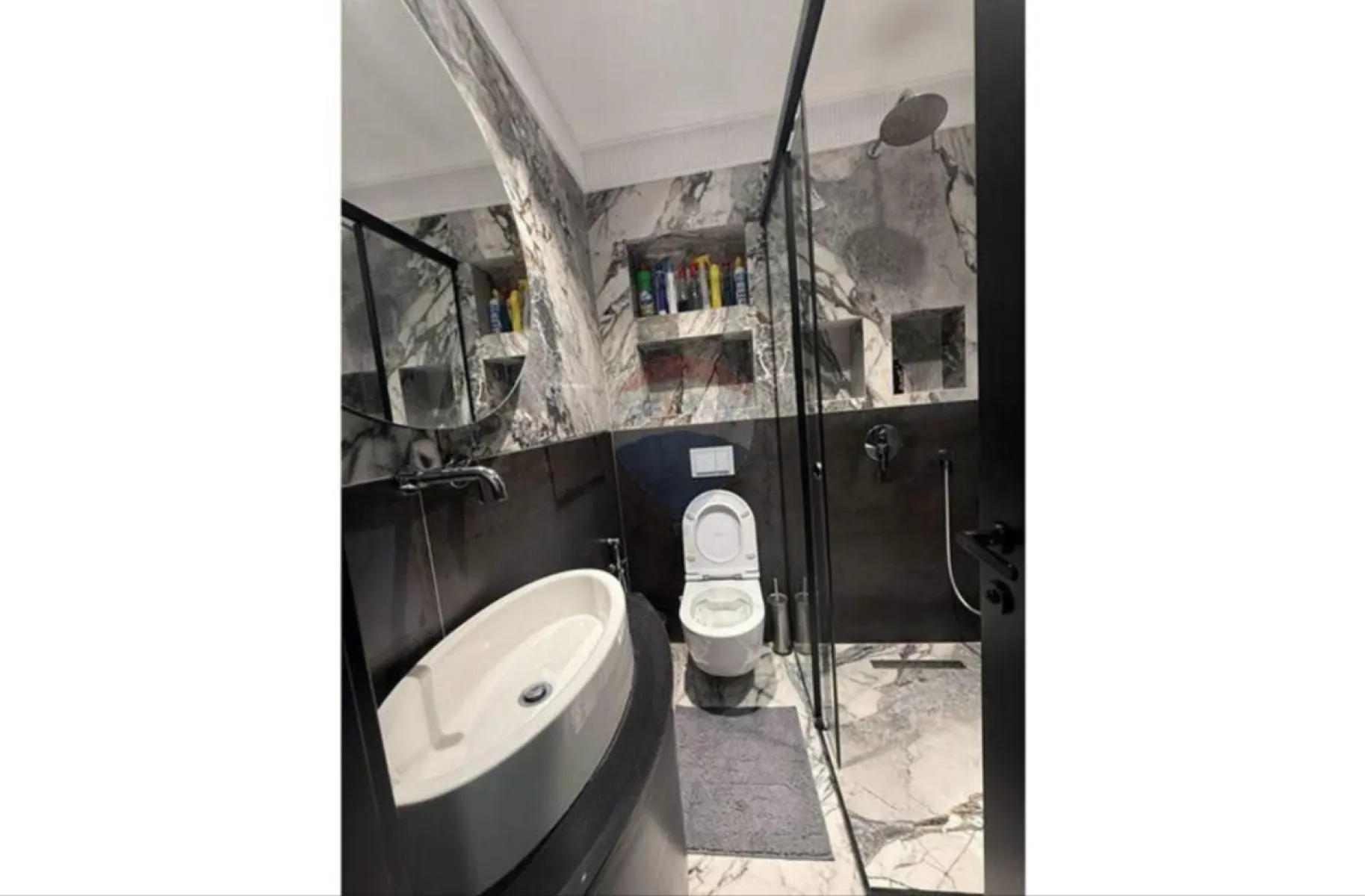 Apartament 1+1 Për Qira 95,000 ALL Qira Mujore - Foto 9