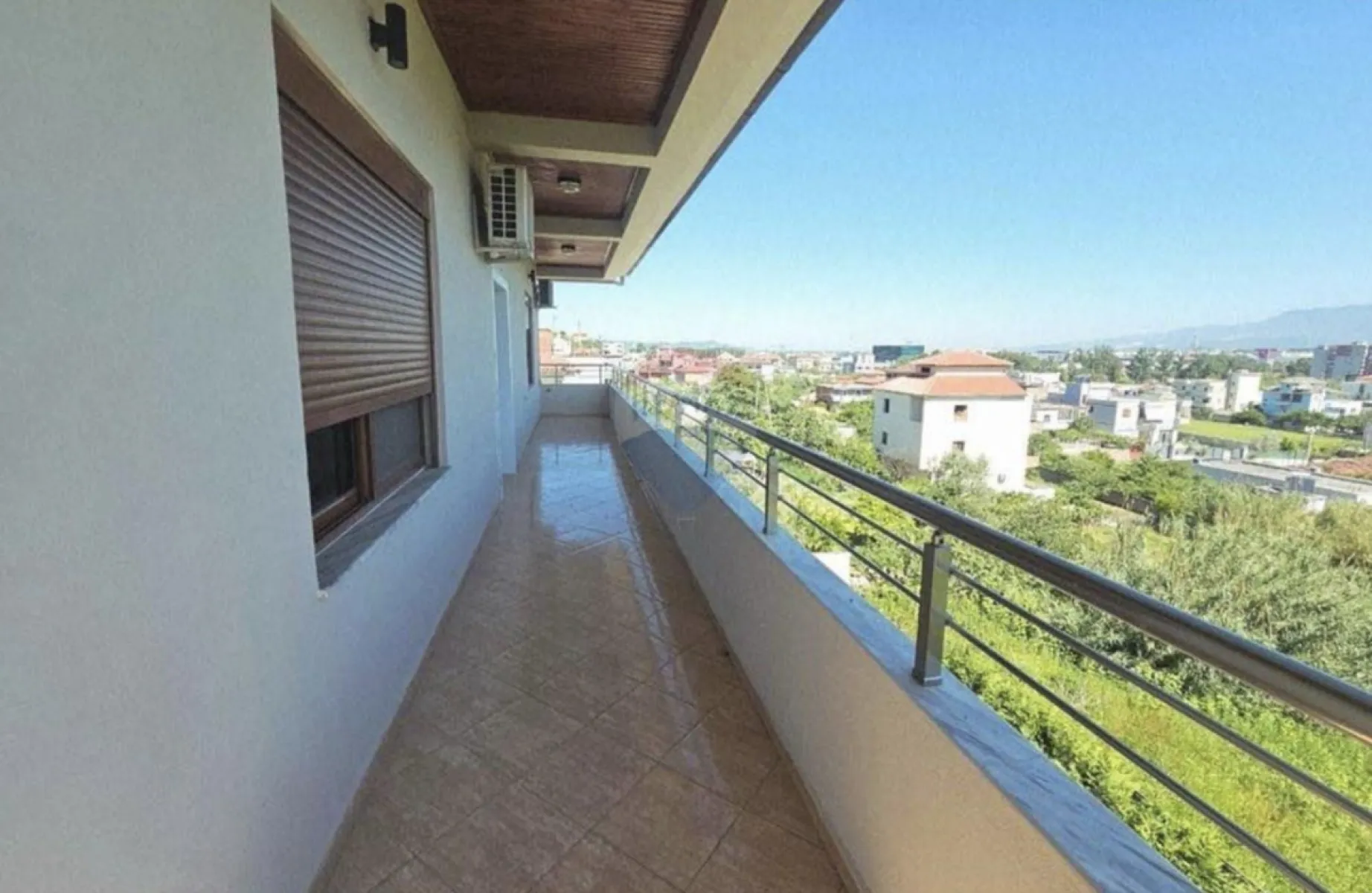 Jepet apartamenti per qira mezez tirane - Foto 5