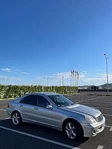 Shitet:l mercedes benz c class w203 viti 2007 - Foto 3