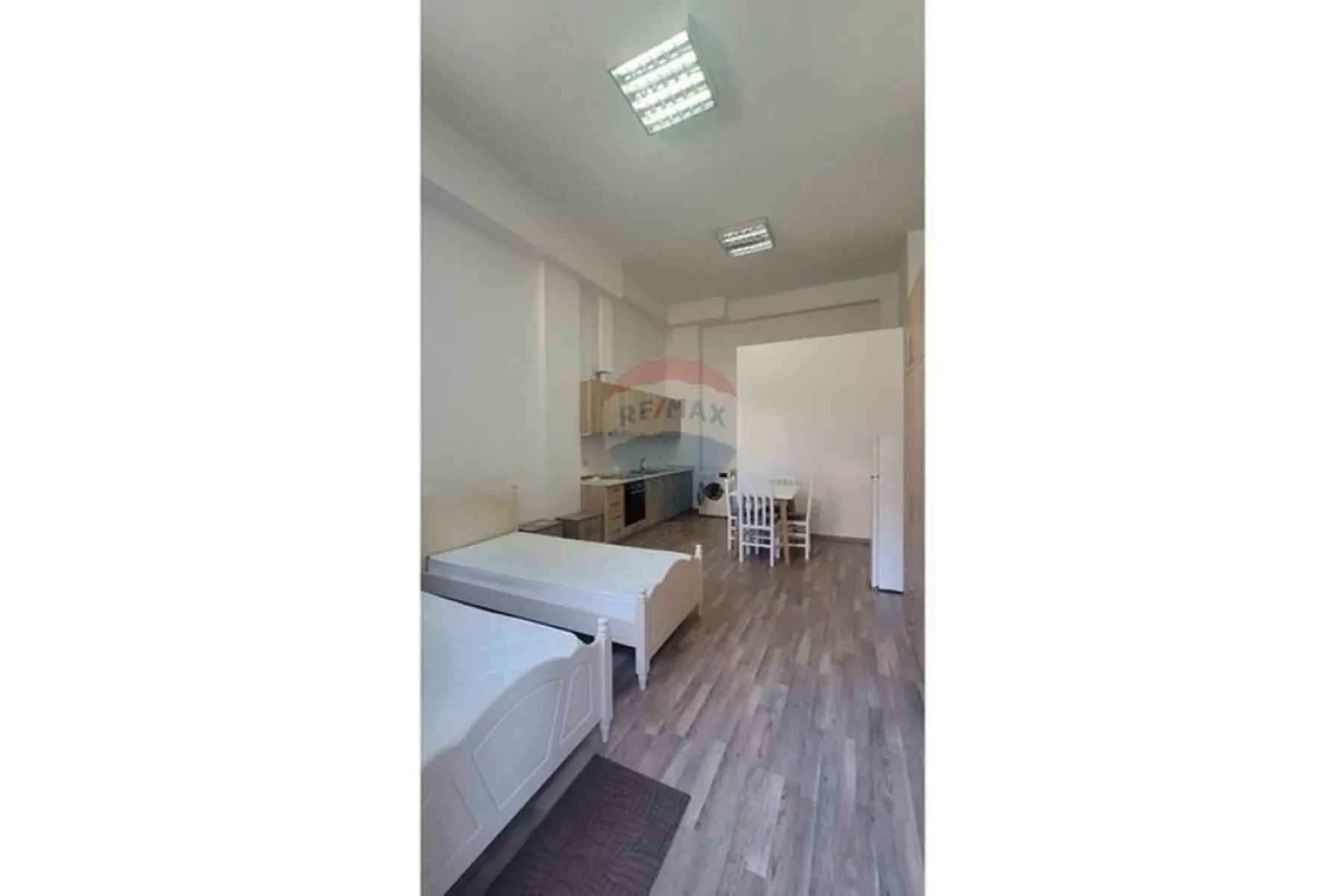 Garsoniere me Qira -Brryli Tirane - Foto 4