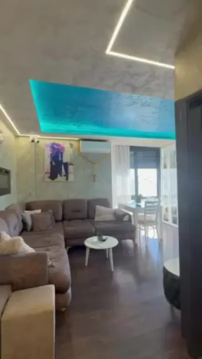 Apartament 1+1 60 m2 me pamje deti, Durrës — video