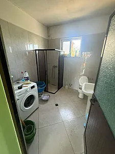 Shitet:Ne zonen e ish kenetes  Lagjia esht e qete - Foto 4