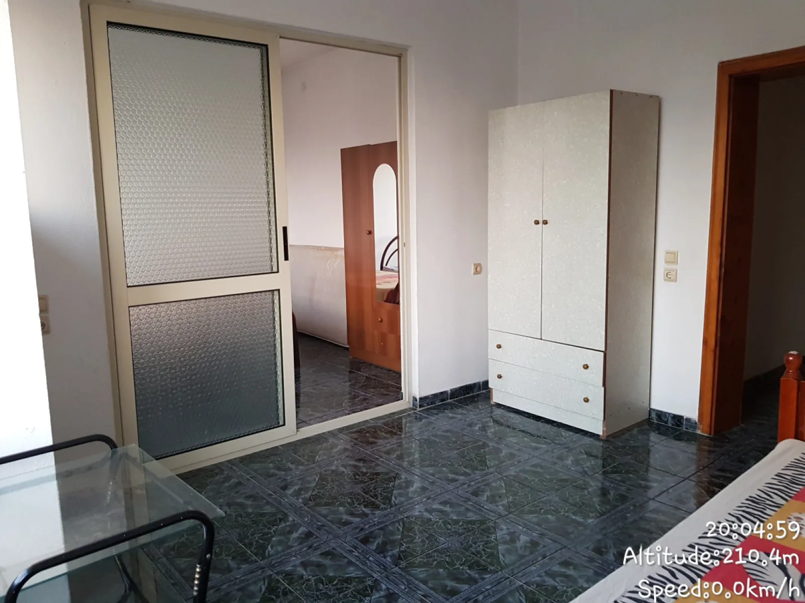 Me qera kati i 2 ne nje shtepi private - Foto 5