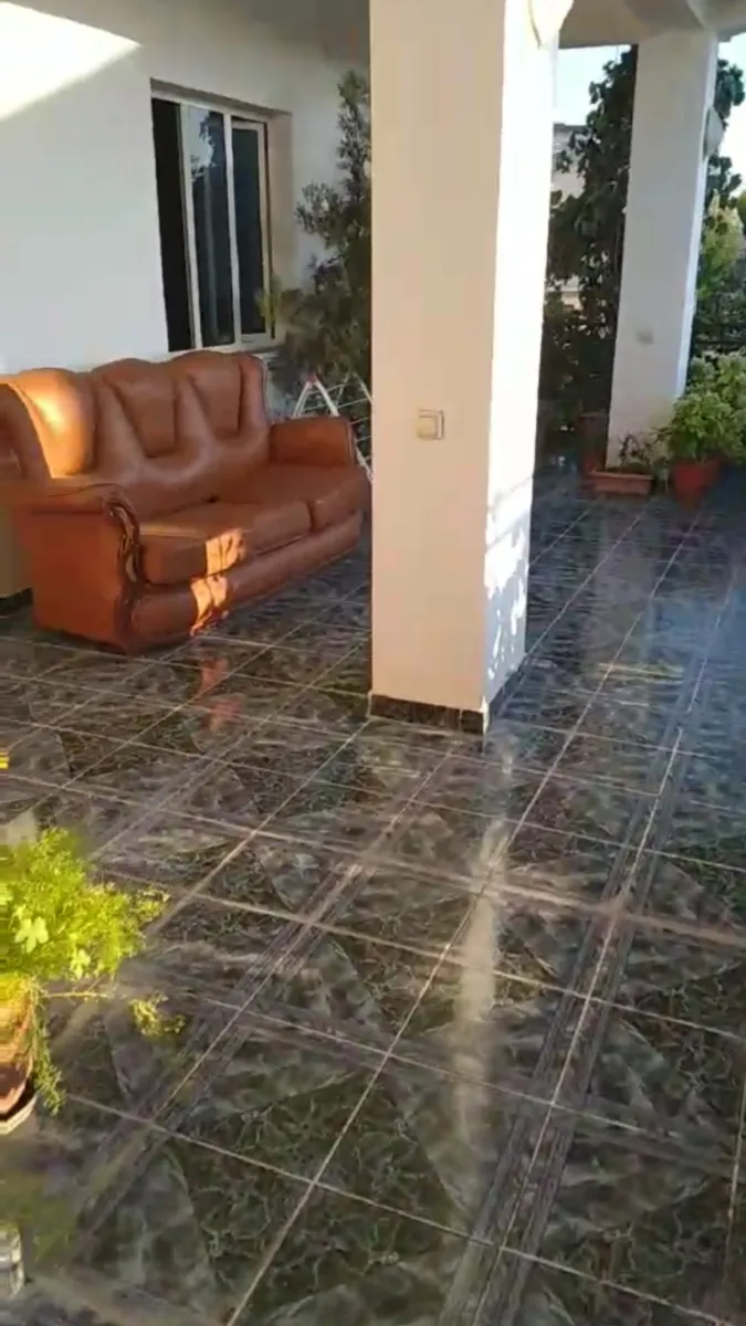 Me qera kati i 2 ne nje shtepi private - Foto 8