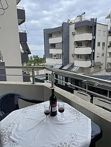Apartament me qira ditore pranë detit - Foto 3