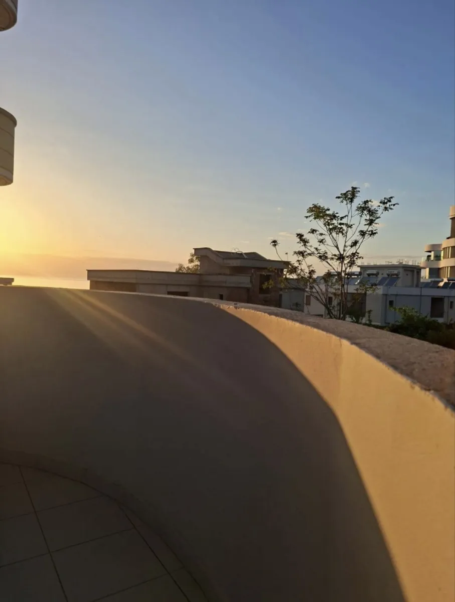 🏡 Jepet me Qira Afatgjatë Apartament 1+1 në vlorë - Foto 2