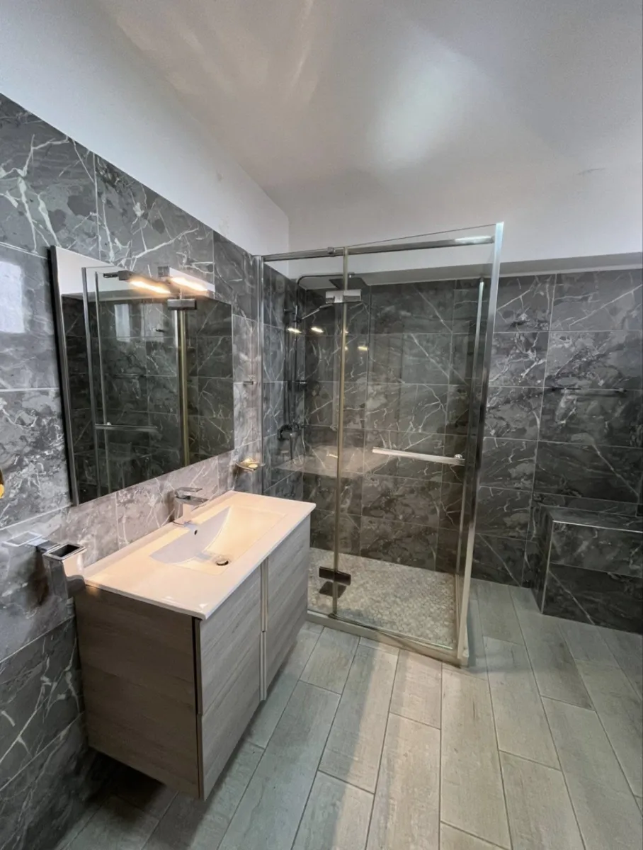 Jepet me qera apartamenti i tipoligjise 1+1 Vlorë - Foto 8