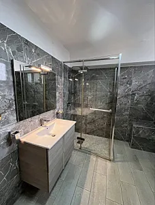 Jepet me qera apartamenti i tipoligjise 1+1 Vlorë - Foto 8