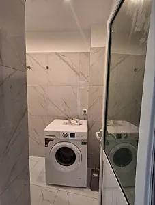 Jepet garsoniere me qera shtepi (private) per afatgjat ne vlore - Foto 4