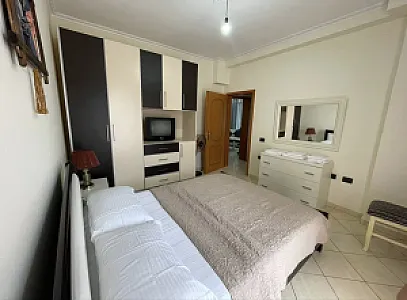Jepet me qira afatgjatë – Apartament 2+1 - Foto 8