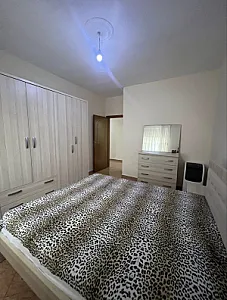 Jepet apartamenti me qira per afatgjat 2+1 ne vlore - Foto 7