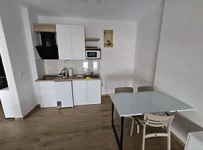 Apartament me qira afatgjatë 1+1 lungo mare - Foto 2
