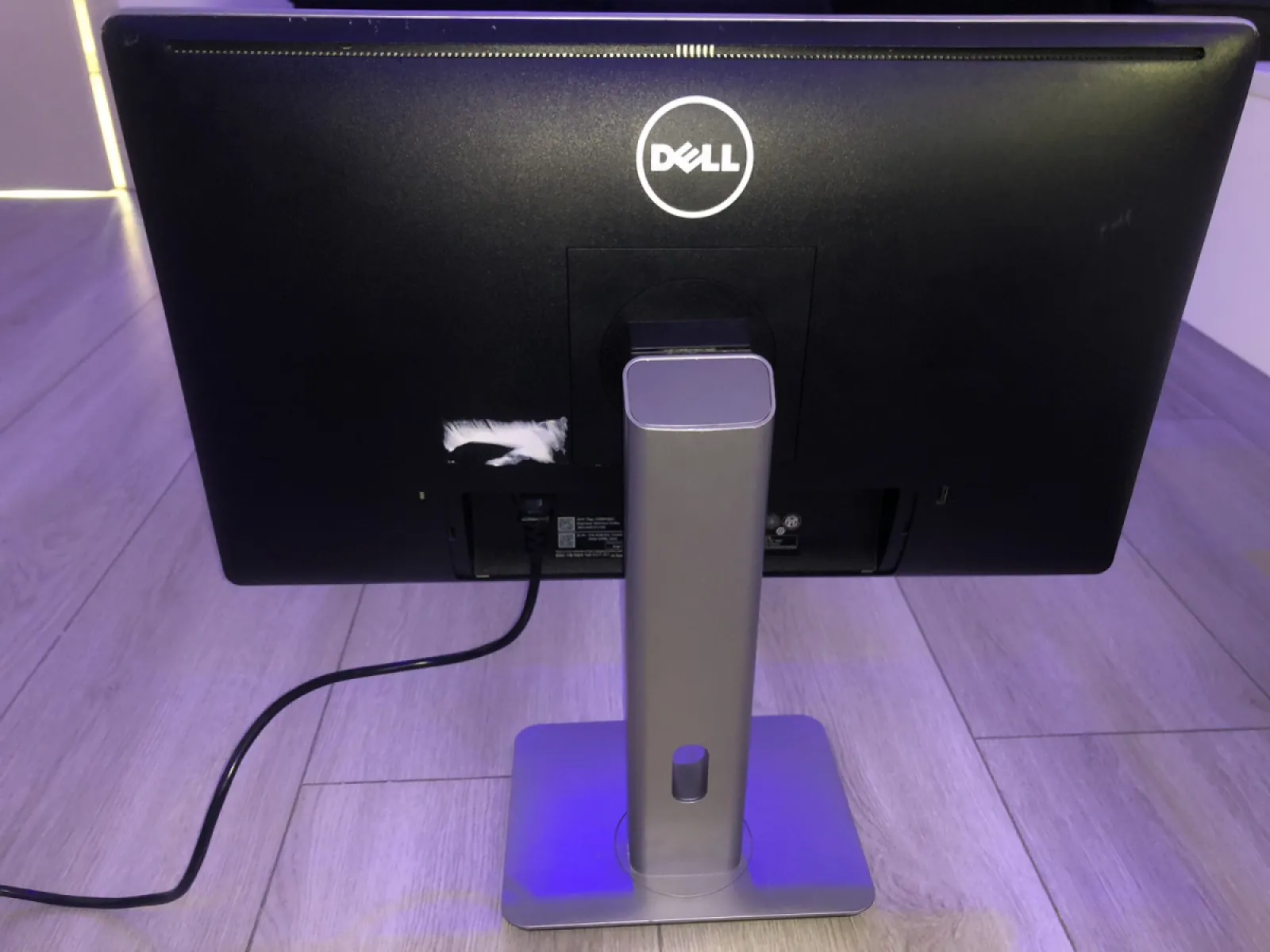 shitet Monitor Dell P2314Ht ne gjendje te mire - Foto 3