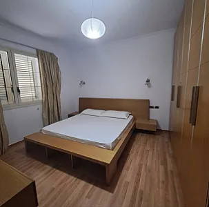 Jepet me qira penthouse super komod ne vlorë - Foto 10