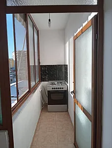 Jepet apartament me qira afatgjatë ne vlore - Foto 3