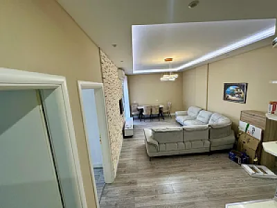 Jepet me qera apartament 2+1 perball Eftali Kocit, Durres. - Foto 3