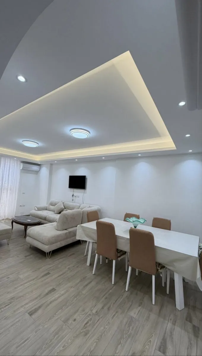 🏡 Jepet me qira apartament 2+2 vlore - Foto 6