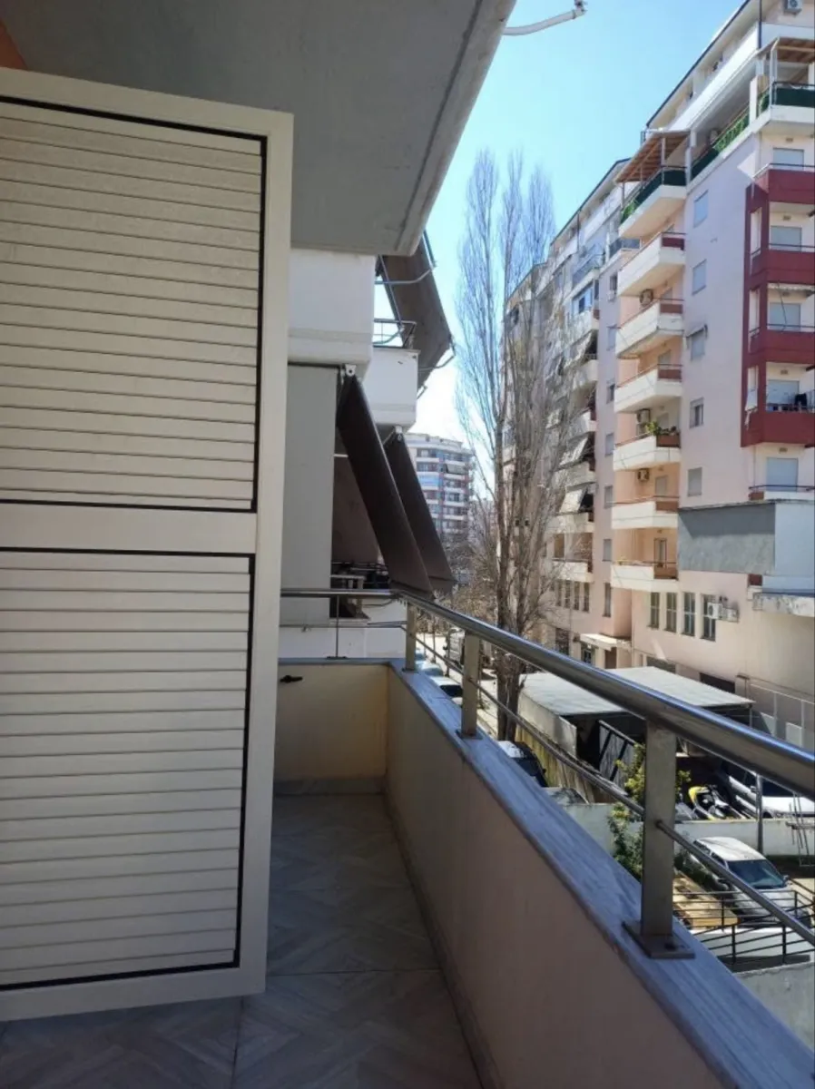 Jepet me qira apartamenti 2+1 afatgjatë - Foto 9