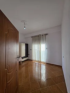 Jepet apartamenti me qira afatgjate 2+1 i mobiluar - Foto 5
