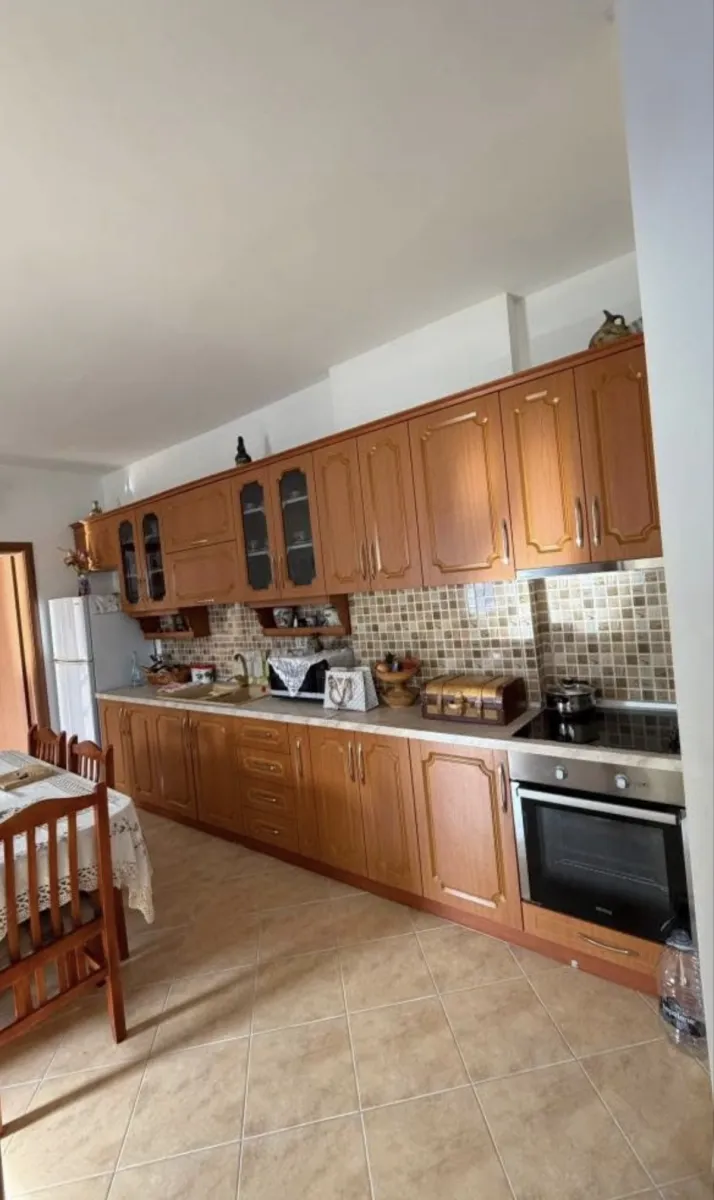 SHITET SUPER APARTAMENTI 75 m² - Foto 2