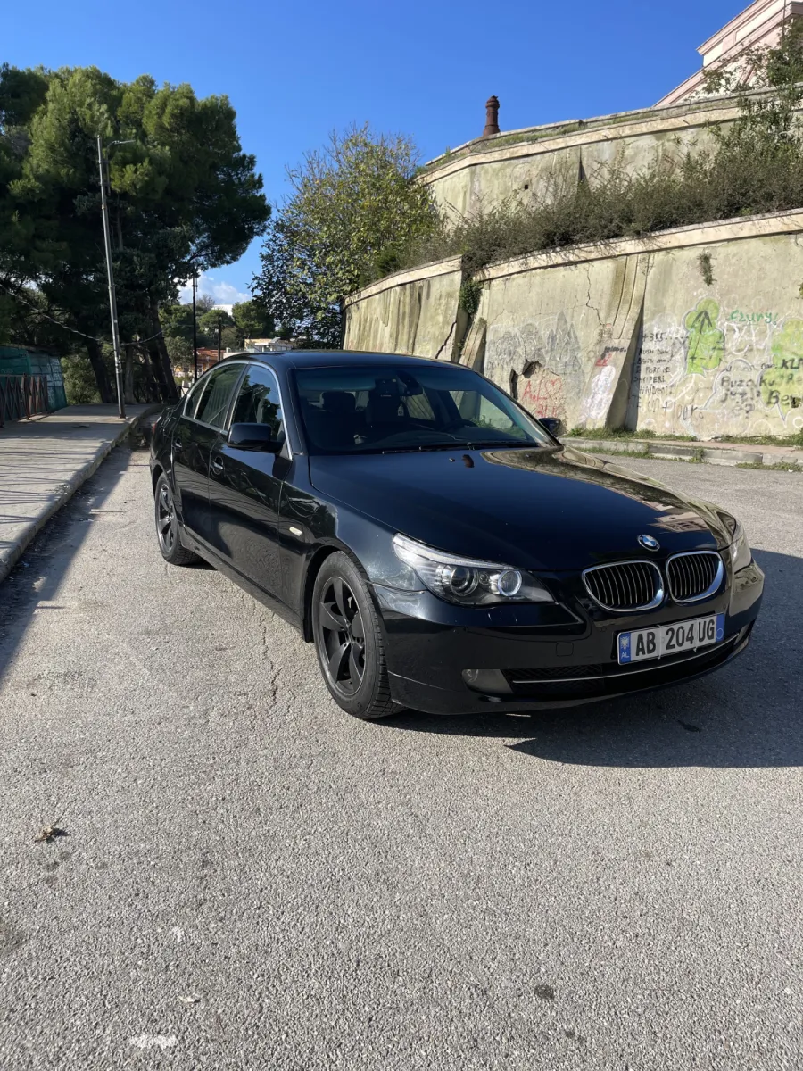 shitet bmw seria 5 model 525i - Foto 4