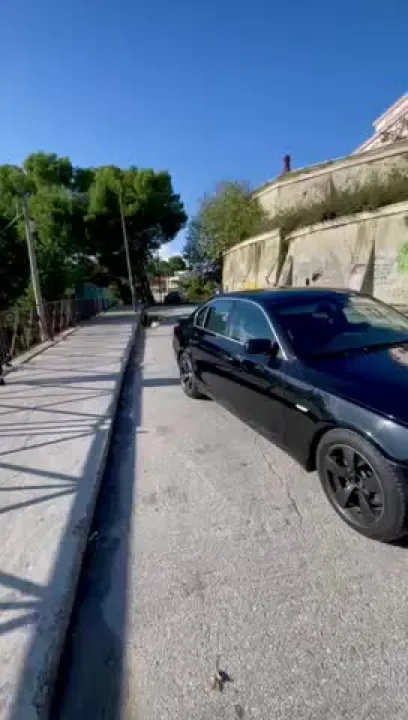 Shitet bmw seria 5 525i 2009 — video