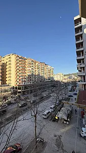 JEPET PËR QIRA – APARTAMENT 2+1 AFATGJAT - Foto 4