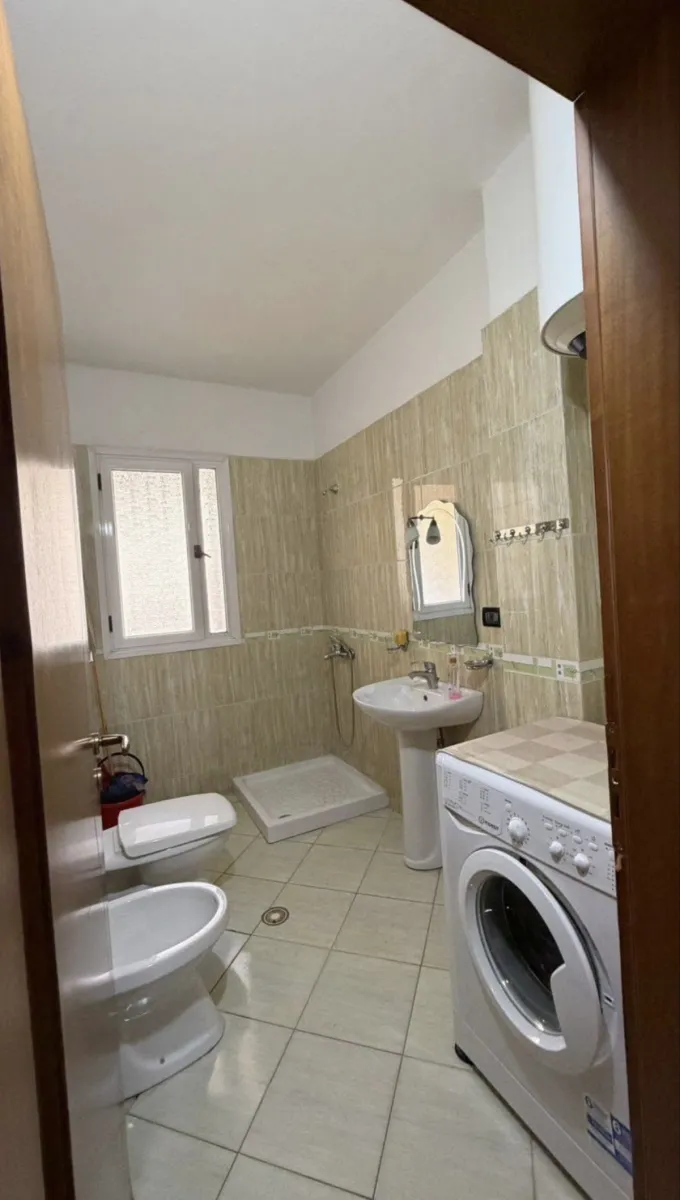 JEPET PËR QIRA – APARTAMENT 2+1 AFATGJAT - Foto 10