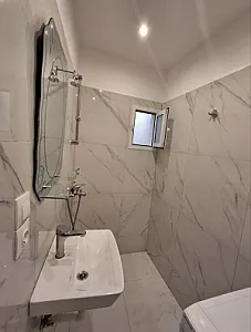 jepet garsoniere me qira, shtepi private, afatgjate - Foto 2