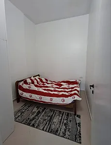 Jepet me qira amartament 2+2 kati pare - Foto 5