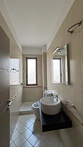 JEPET ME QIRA – SUPER APARTAMENT 2+2 - Foto 4
