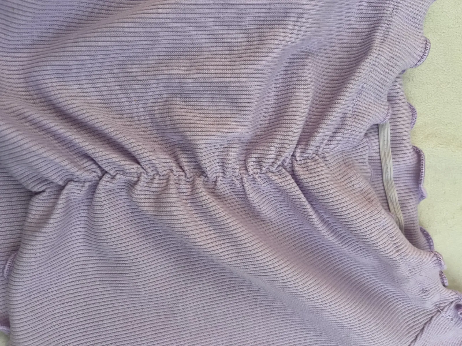 Crop top ne ngjyre vjollce - Foto 3